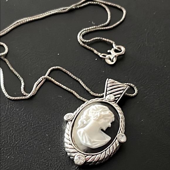 cameo Jewelry - Cameo necklace